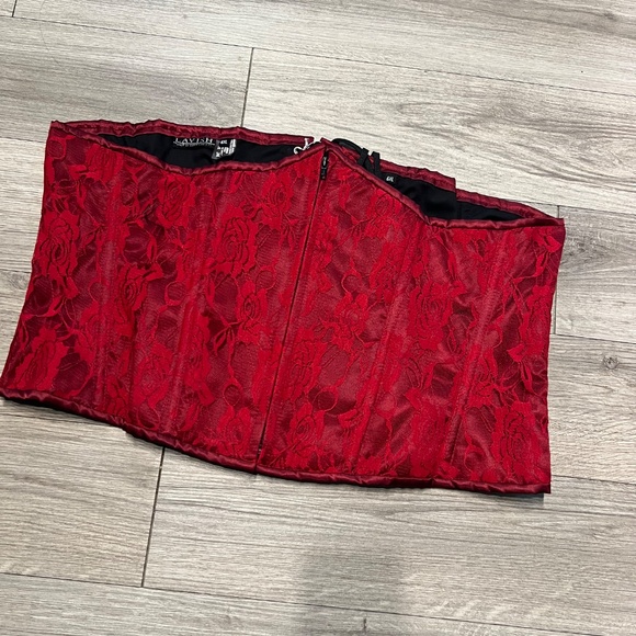 Deep wine color underbust corset - Picture 1 of 9